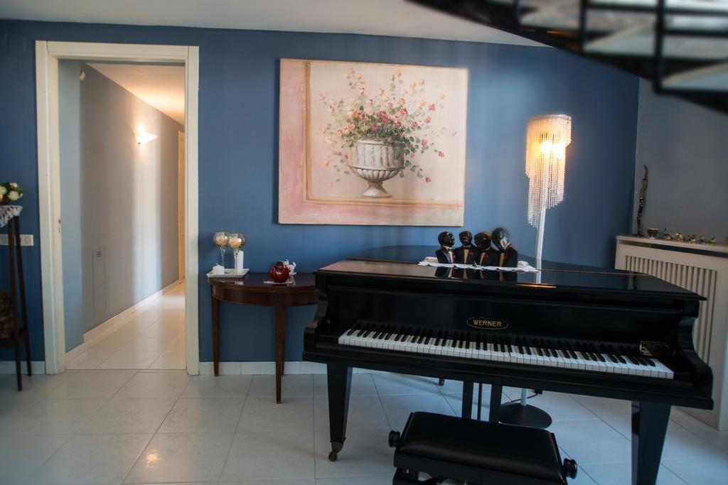 B&B Cuore Di Napoli מראה חיצוני תמונה